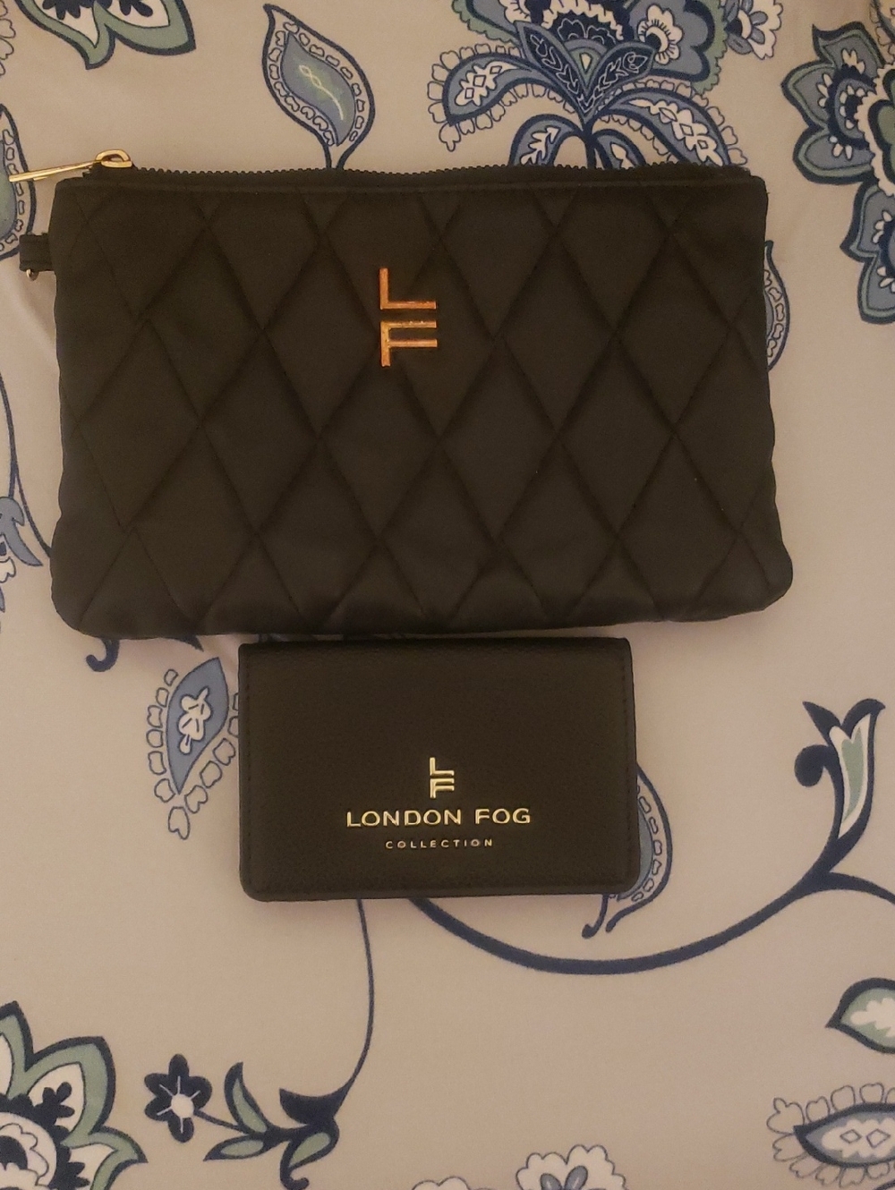 London Fog Black Quilted Pouch with Black Card Holder
